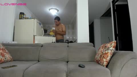 Snapshot of issalovexxx chatting on 11-07-25, 07:47 Isabella online show from 11-07-25, 07:47