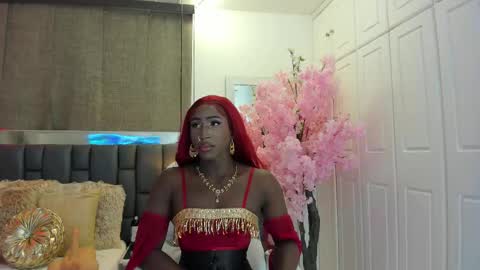 Iseey online show from 02-18-25, 06:37