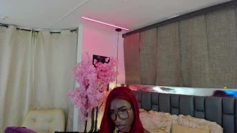 Iseey online show from 02-23-25, 09:26