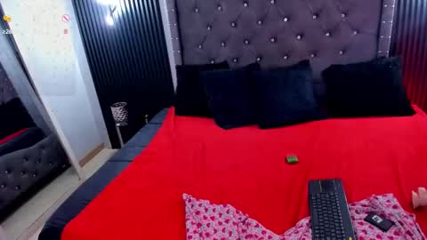 issis_smith online show from 09-16-25, 08:32