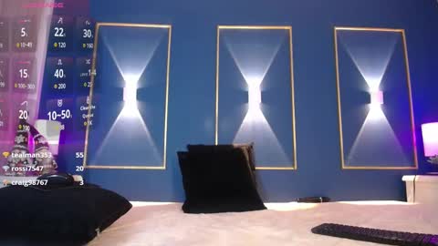 Snapshot of issyrosse chatting on 12-09-24, 03:22 Isabelle online show from 12-09-24, 03:22
