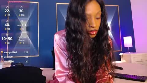 Snapshot of issyrosse chatting on 02-10-25, 03:21 Isabelle online show from 02-10-25, 03:21