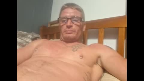 Snapshot of istillridemybmxbike chatting on 09-18-25, 02:57 istillridemybmxbike online show from 09-18-25, 02:57