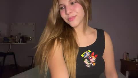 isabella online show from 03-25-26, 10:27