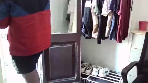 italianboybcn online show from 11-02-25, 10:28