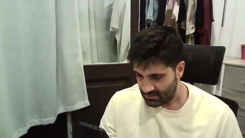 italianboybcn online show from 11-07-25, 05:13