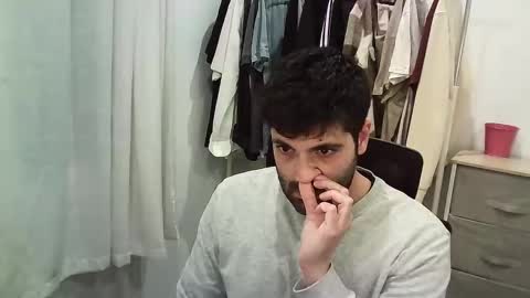 italianboybcn online show from 11-27-25, 06:54