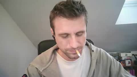 italiano116116 online show from 12-20-25, 09:05