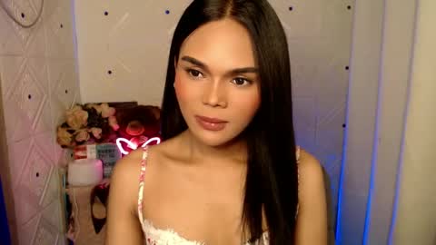 Snapshot of itgirl_cathy chatting on 02-20-25, 12:30 CathCathy online show from 02-20-25, 12:30