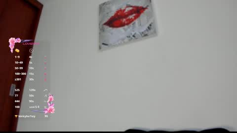 Angelica online show from 10-30-25, 07:36