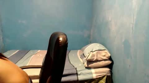 Snapshot of its_asiandave chatting on 01-13-26, 06:29 DAVE online show from 01-13-26, 06:29