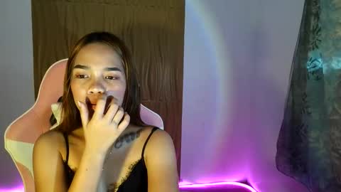 Snapshot of its_kimmy chatting on 02-25-26, 11:58 kimmy online show from 02-25-26, 11:58