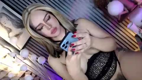 Cataleya Rogers online show from 10-21-25, 05:08