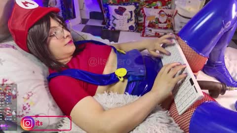 Fansly and Instagram Its vero   online show from 12-21-25, 08:21