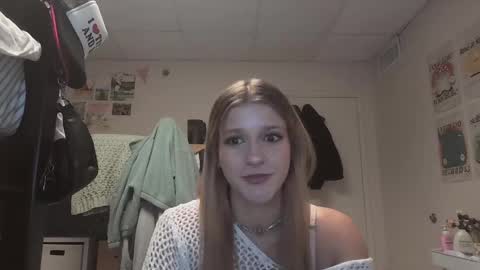 Alex Love online show from 02-01-25, 01:23