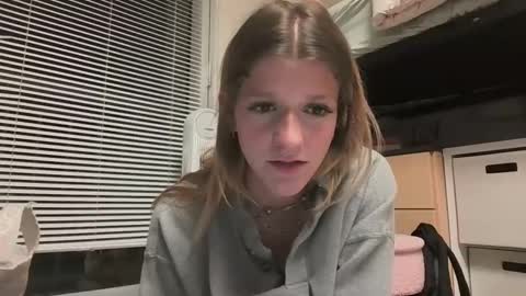 Alex Love online show from 03-02-25, 04:17