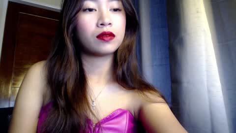 Candy online show from 12-21-24, 05:25