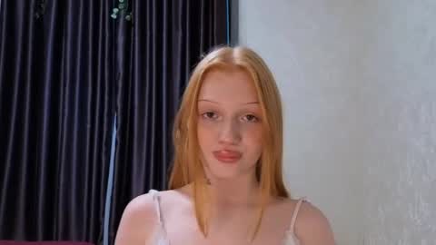 Lylu online show from 01-15-26, 03:49