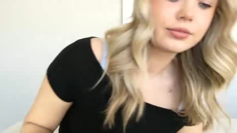 OF  madisynmaee online show from 03-12-25, 06:44