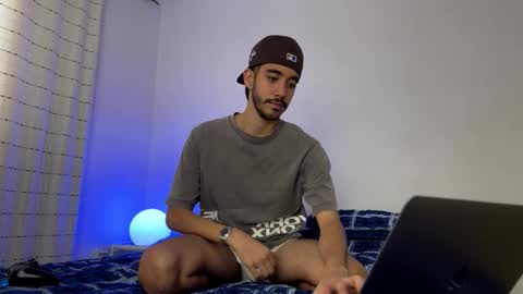 itsmartin_ online show from 02-11-26, 09:09