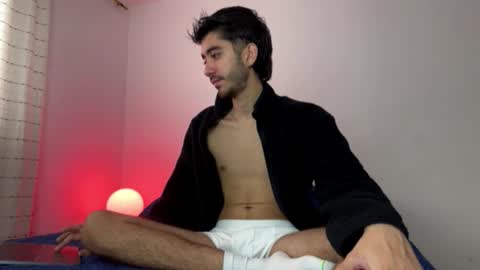 itsmartin_ online show from 02-16-26, 02:24