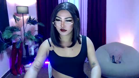 Siana online show from 09-24-25, 03:37
