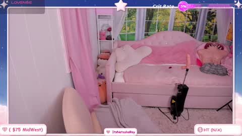 ItsNatashaRay online show from 10-20-25, 03:45