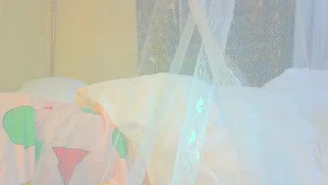 Snapshot of itsqueen_blacq chatting on 09-13-25, 07:19 Queen blacq online show from 09-13-25, 07:19