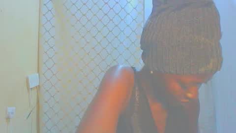 Queen blacq online show from 10-23-25, 08:51