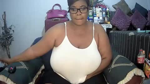 itumeleng74 online show from 02-03-25, 06:17