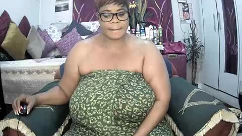 itumeleng74 online show from 02-20-25, 06:57