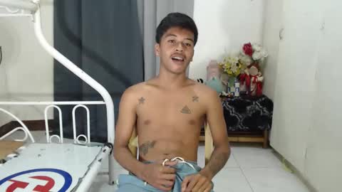 Snapshot of itzme_jhonfred chatting on 03-01-26, 03:36 Jhonfred online show from 03-01-26, 03:36