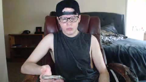 Snapshot of itzzk3nt chatting on 09-23-25, 12:41 itzzk3nt online show from 09-23-25, 12:41