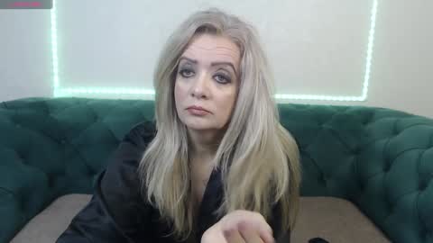 ivanacharm online show from 01-05-25, 04:25