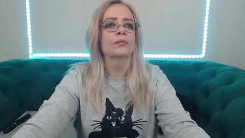 ivanacharm online show from 01-10-26, 04:47