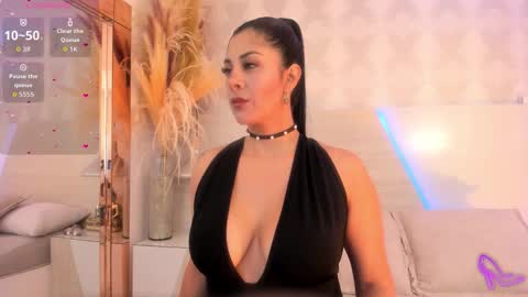 Ivannaanggel online show from 10-16-25, 02:07