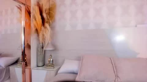 Snapshot of ivannaanggel chatting on 02-14-26, 01:08 Ivannaanggel online show from 02-14-26, 01:08