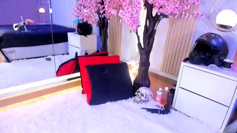     online show from 03-27-26, 03:23