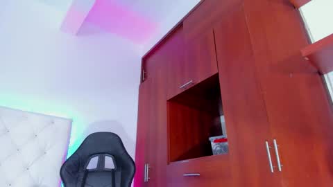 Snapshot of ivannapretyts chatting on 09-12-25, 04:07 ivannapretyts online show from 09-12-25, 04:07