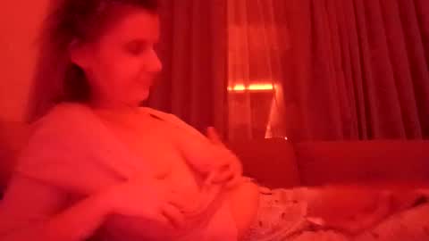 Iveta online show from 10-30-25, 12:23