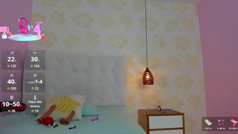 Snapshot of ivonneparker6 chatting on 09-18-25, 07:16 IVONE online show from 09-18-25, 07:16