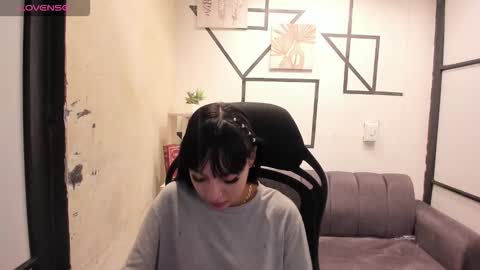 ivonneprince online show from 10-03-25, 12:57