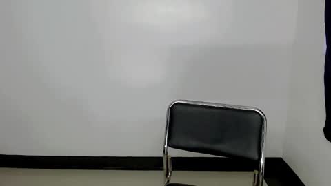 Snapshot of ivory_cat69 chatting on 03-27-26, 08:26 Miss Ivory online show from 03-27-26, 08:26