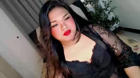 Ivory Cat RAWR online show from 01-13-26, 06:51