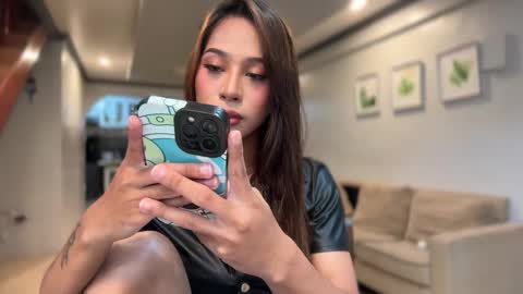 Snapshot of ivorycollins chatting on 10-14-25, 01:50 kirstenelsie online show from 10-14-25, 01:50