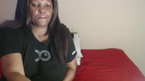 Snapshot of ivorytits48 chatting on 11-08-25, 06:24 IVORYTITS48 online show from 11-08-25, 06:24