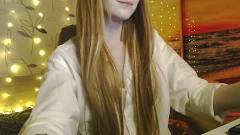Snapshot of ivy_dean_ chatting on 02-07-25, 10:52 Ivy online show from 02-07-25, 10:52