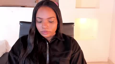 Snapshot of ivybliss8 chatting on 01-05-25, 12:21 i v y b l i s s online show from 01-05-25, 12:21