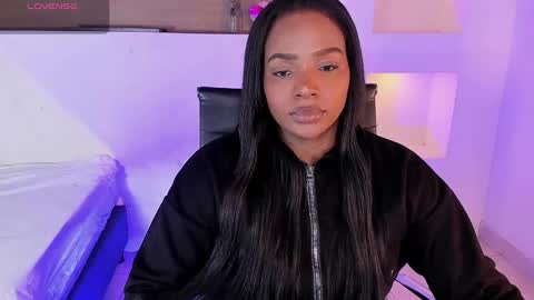 Snapshot of ivybliss8 chatting on 02-04-25, 12:11 i v y b l i s s online show from 02-04-25, 12:11