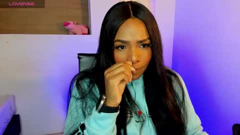 Snapshot of ivybliss8 chatting on 02-14-25, 12:14 i v y b l i s s online show from 02-14-25, 12:14